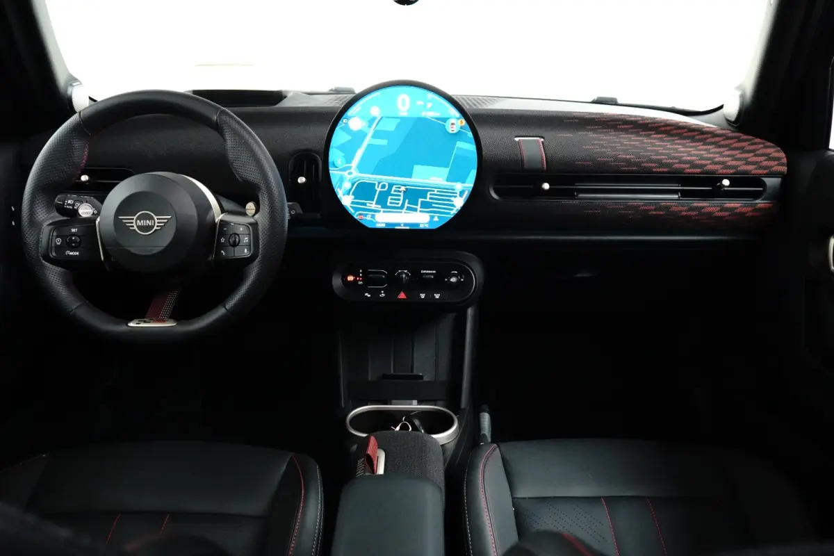 2.0 Cooper S John Cooper Works XL 204 pk | Achteruitrijcamera | Panoramadak | Apple Carplay |