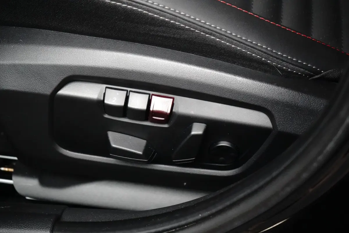 2.0 Cooper S John Cooper Works XL 204 pk | Achteruitrijcamera | Panoramadak | Apple Carplay |
