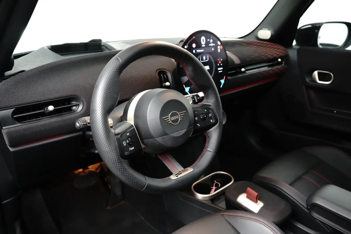 2.0 Cooper S John Cooper Works XL 204 pk | Achteruitrijcamera | Panoramadak | Apple Carplay |