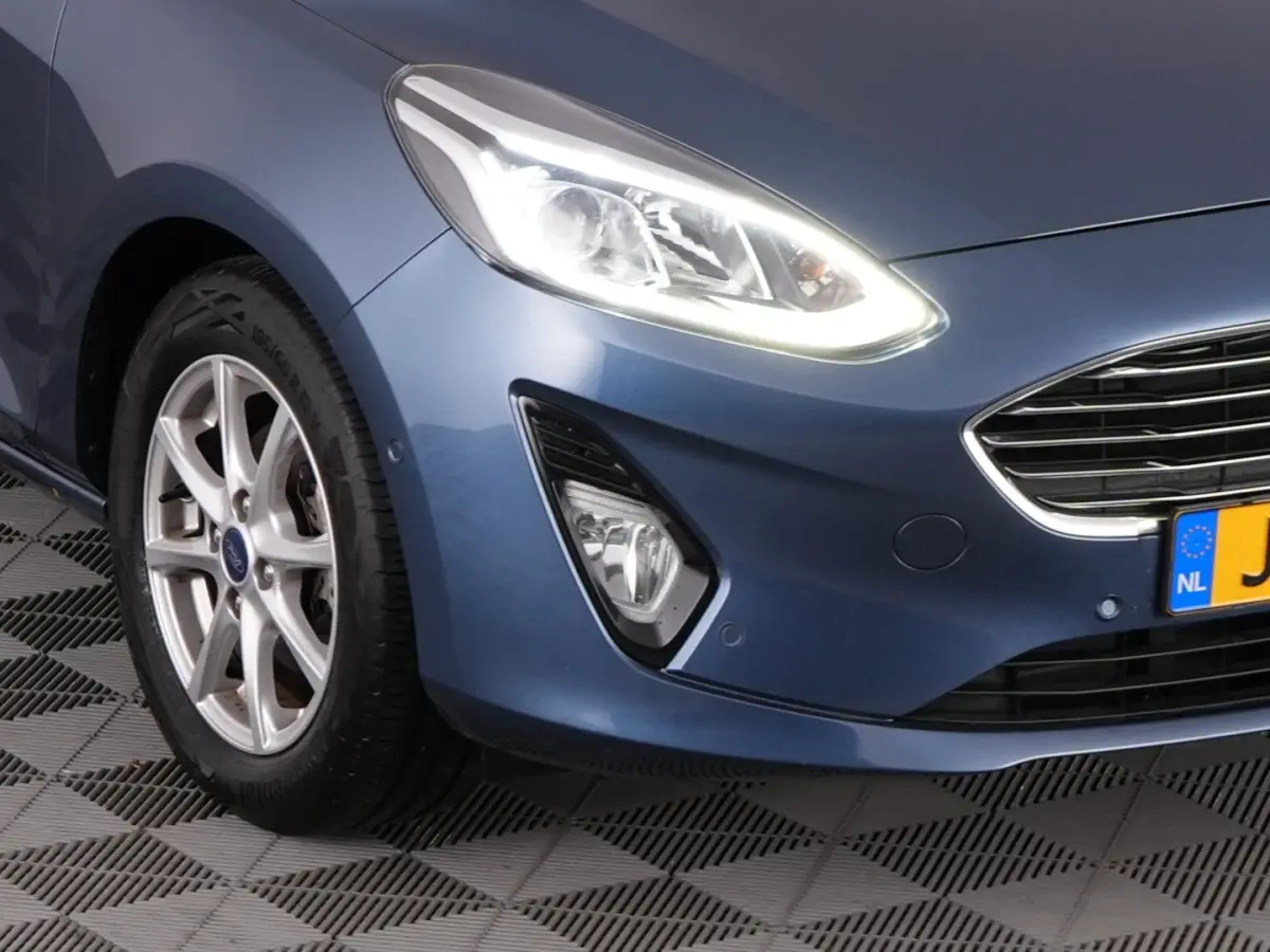 1.0 EcoBoost Titanium 5drs | PANORAMA | LED | LM VELGEN