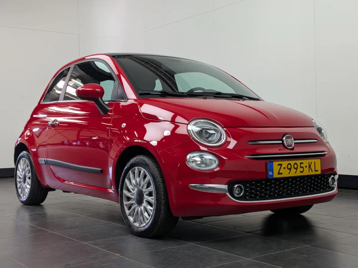 1.0 Hybrid Dolcevita Finale Airco | Camera | Cruise Control  | DAB | LMV 15" | Navi | Pano | PDC Achter |
