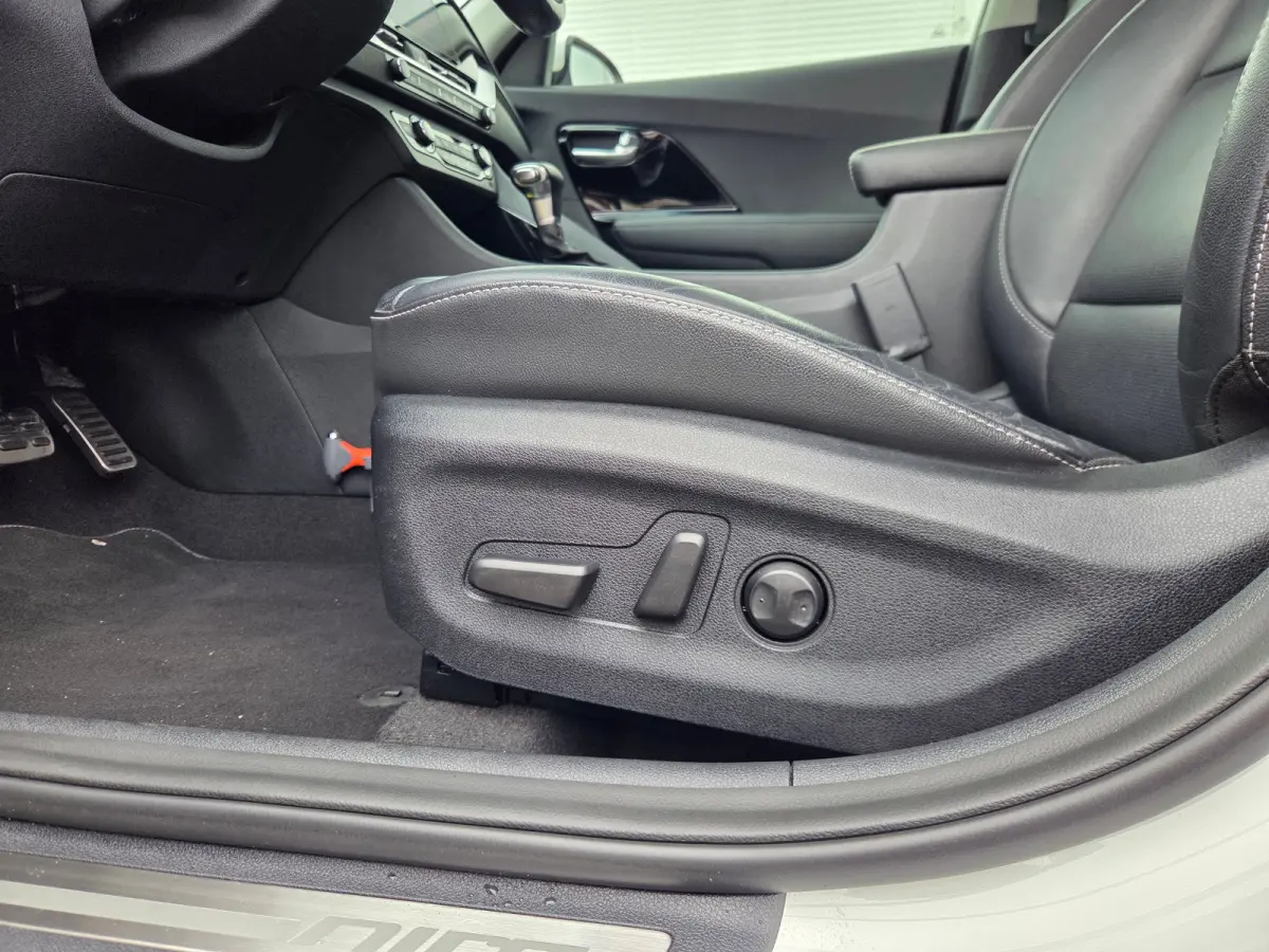1.6 GDi Hybrid ExecutiveLine Stoel ventilatie / Apple Carplay/Android Auto / Keyless Entry/start /