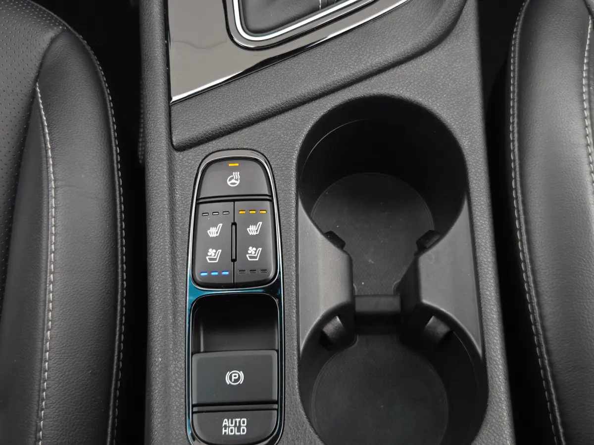 1.6 GDi Hybrid ExecutiveLine Stoel ventilatie / Apple Carplay/Android Auto / Keyless Entry/start /