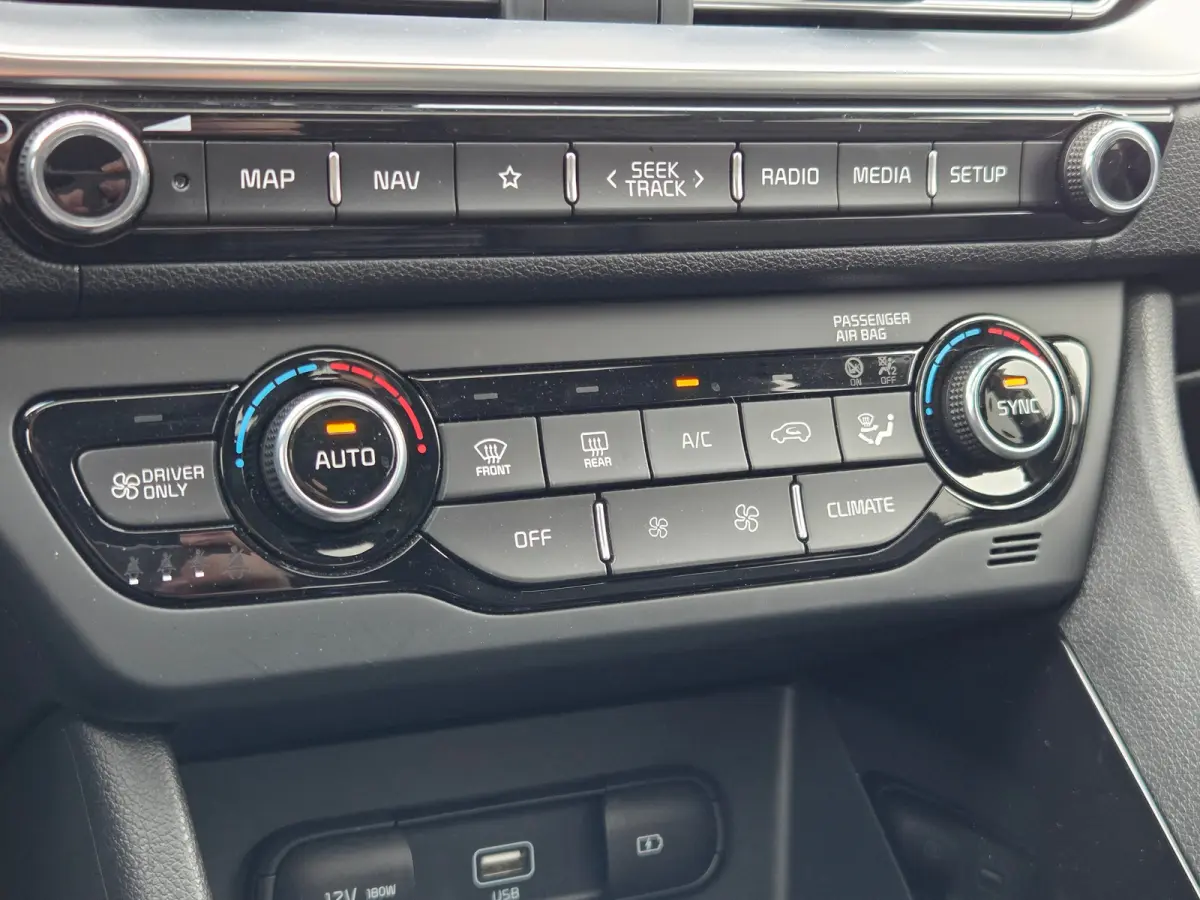 1.6 GDi Hybrid ExecutiveLine Stoel ventilatie / Apple Carplay/Android Auto / Keyless Entry/start /