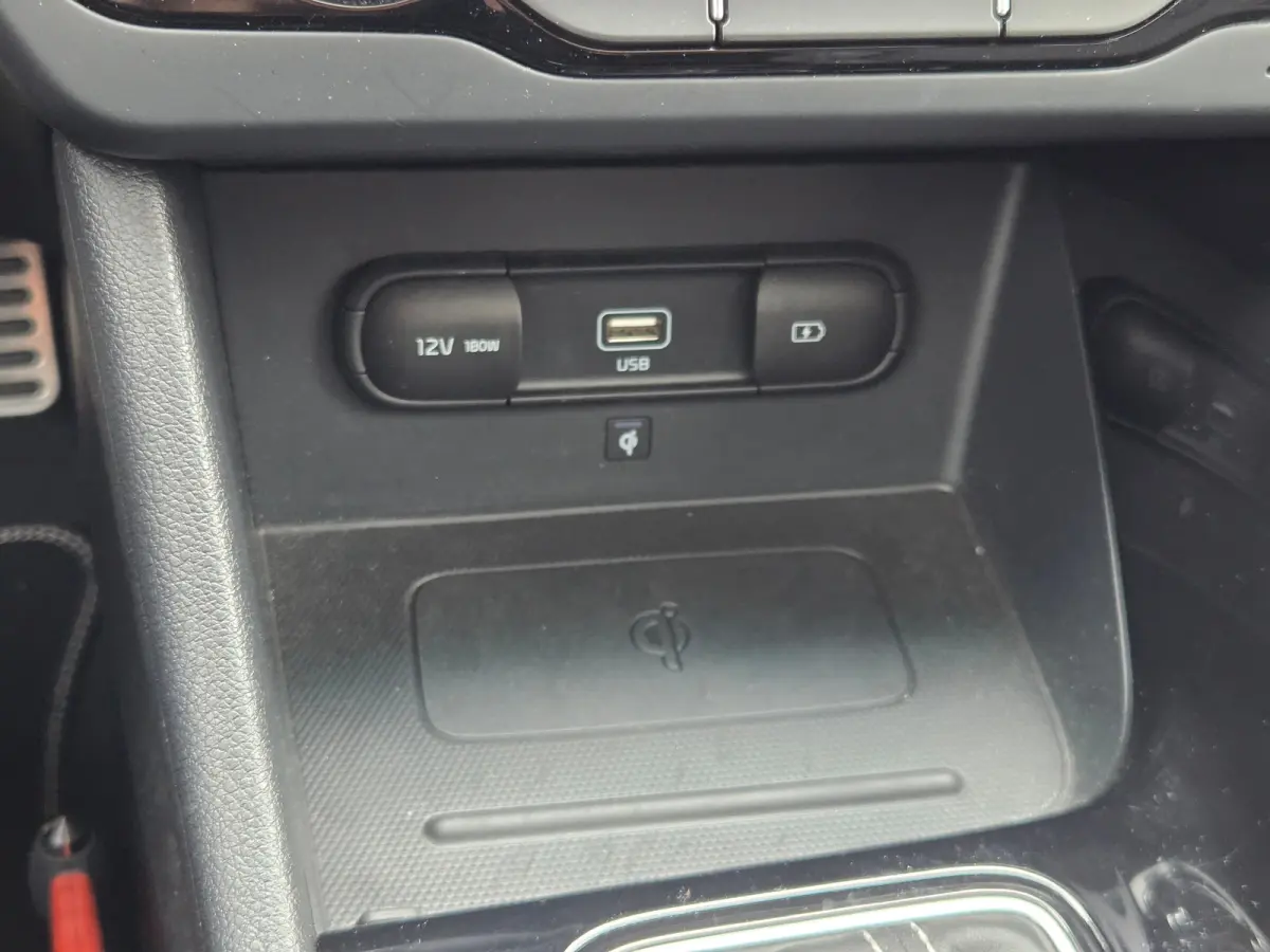 1.6 GDi Hybrid ExecutiveLine Stoel ventilatie / Apple Carplay/Android Auto / Keyless Entry/start /