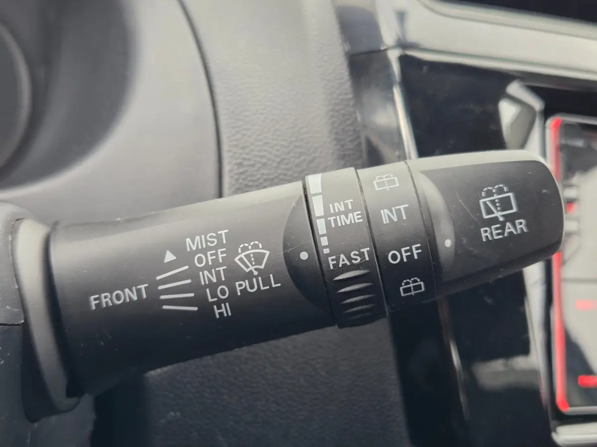 1.0 Cool+ / Hill hold / Start/stop systeem / Airco