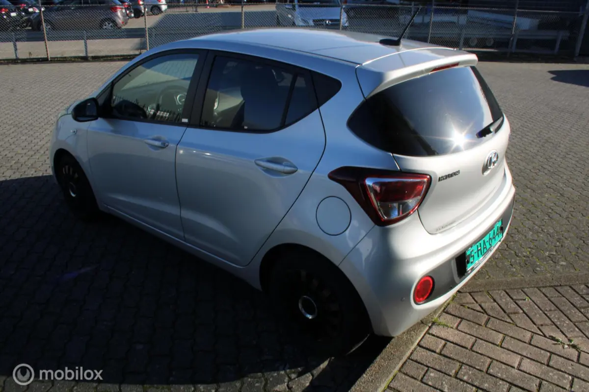 1.0i Comfort 5p./Navi/Tel/Pdc/Stuurverwarming/
