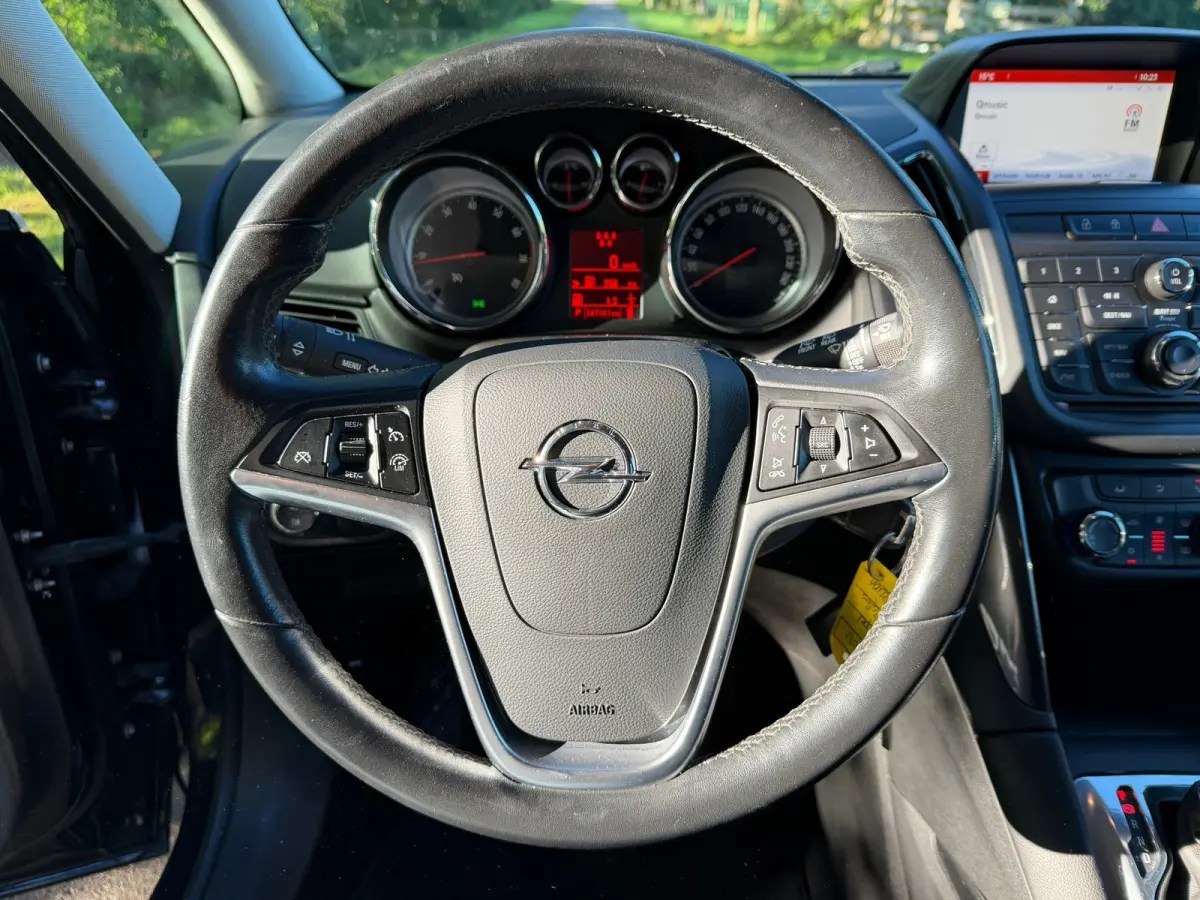 Tourer 1.4 Innovation | 7 Persoons + Cruise + Navi Nu € 7.950,- !!!