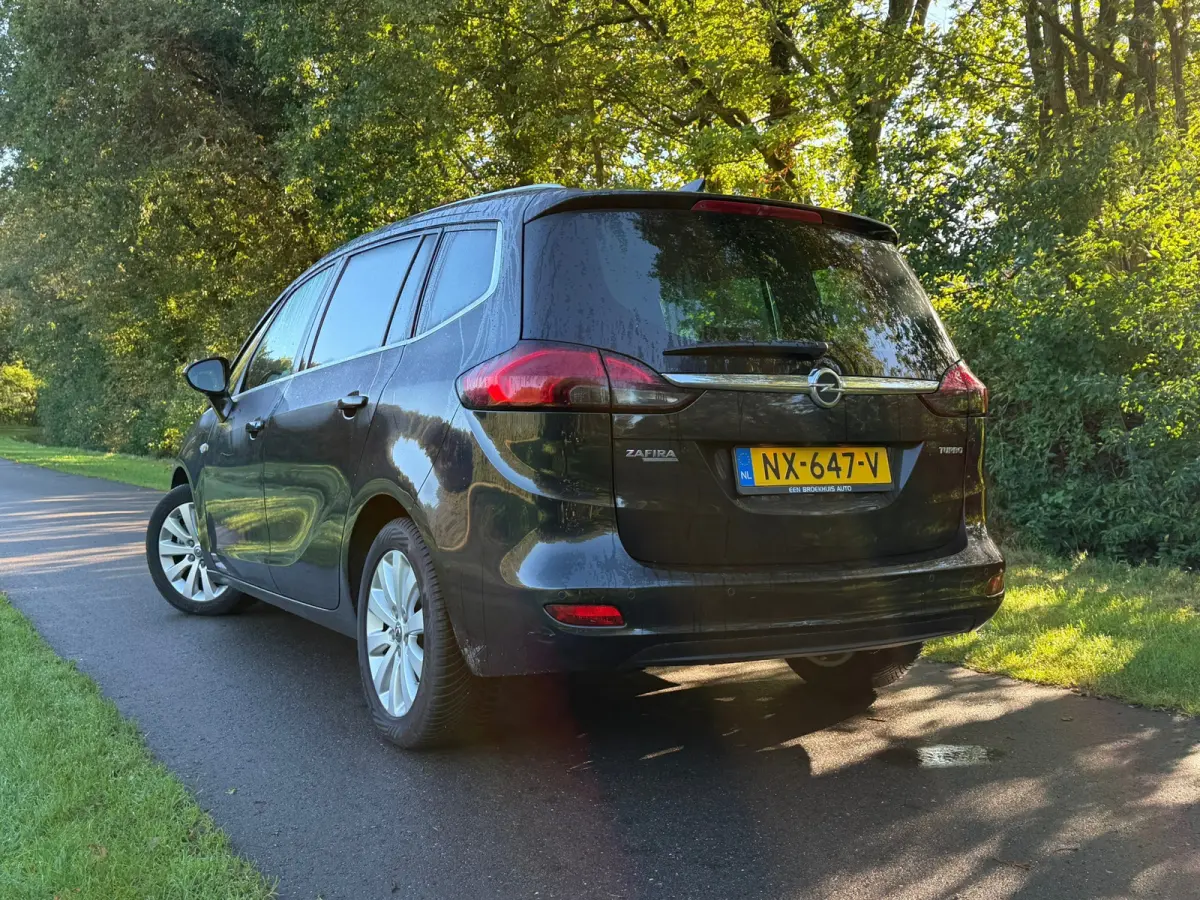 Tourer 1.4 Innovation | 7 Persoons + Cruise + Navi Nu € 7.950,- !!!