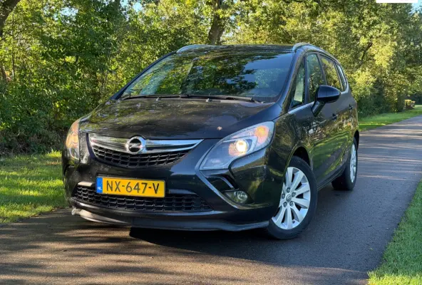 Tourer 1.4 Innovation | 7 Persoons + Cruise + Navi Nu € 7.950,- !!!