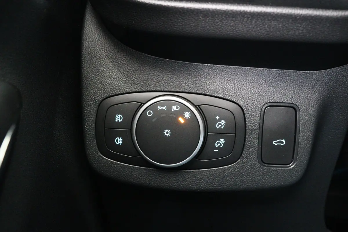 1.0 EcoBoost ST-Line X First Edition | Dealer Onderhouden | Trekhaak | Open Dak | Winter Pack | Camera | B&O | Cruise Adaptive | LED | Half leder | Navi | Clima