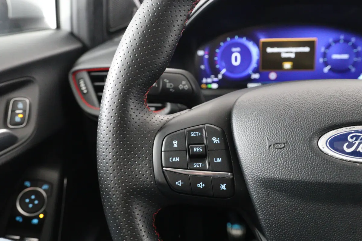 1.0 EcoBoost ST-Line X First Edition | Dealer Onderhouden | Trekhaak | Open Dak | Winter Pack | Camera | B&O | Cruise Adaptive | LED | Half leder | Navi | Clima