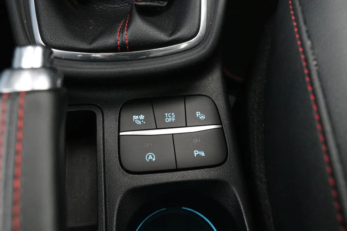1.0 EcoBoost ST-Line X First Edition | Dealer Onderhouden | Trekhaak | Open Dak | Winter Pack | Camera | B&O | Cruise Adaptive | LED | Half leder | Navi | Clima