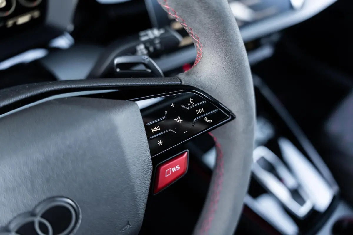 RS 3 2.5 TFSI RS 3 Quattro