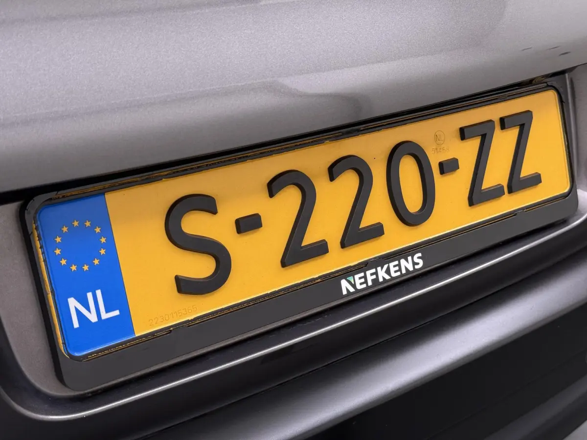 Shine 110pk | Navigatie | Camera achter | Trekhaak | Automatische airco | Cruise control | Lichtmetalen velgen | Apple Carplay en Android auto