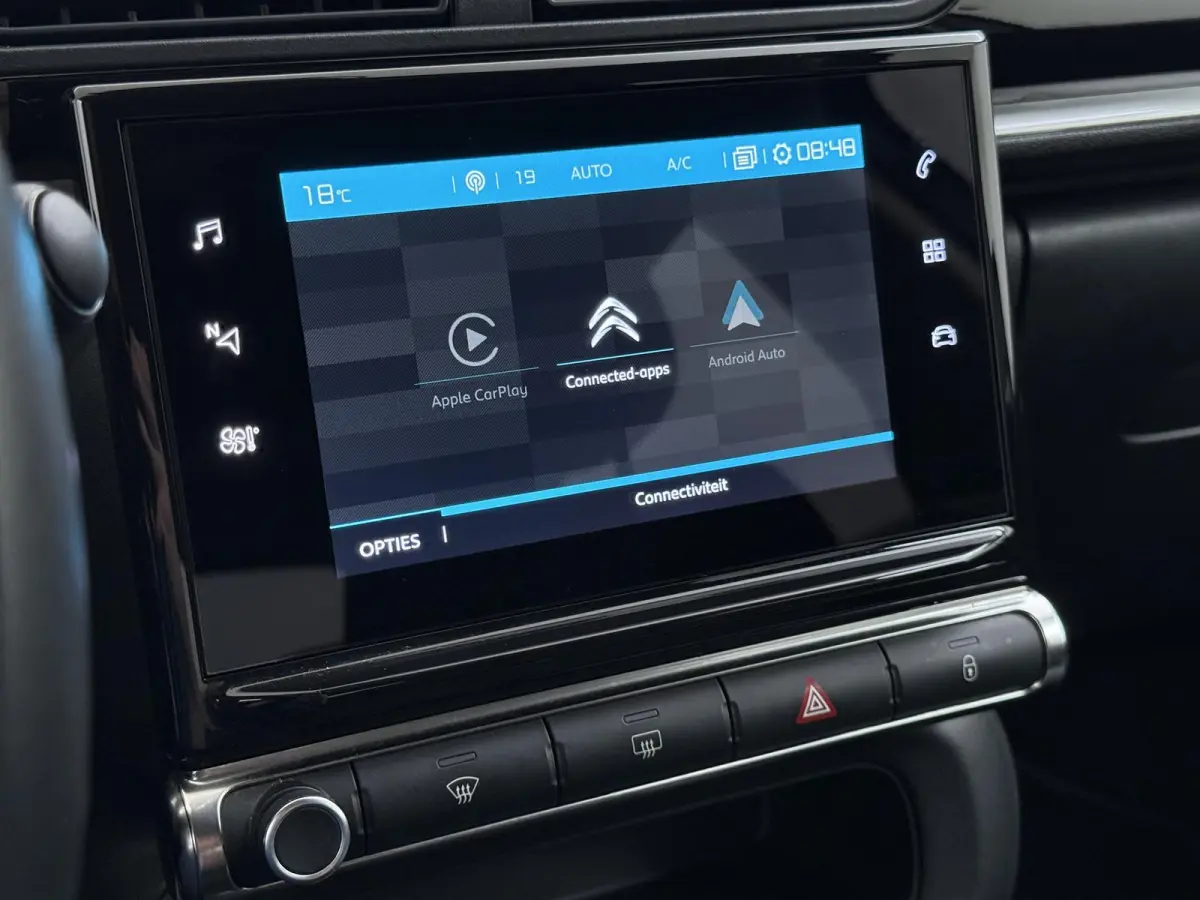 Shine 110pk | Navigatie | Camera achter | Trekhaak | Automatische airco | Cruise control | Lichtmetalen velgen | Apple Carplay en Android auto
