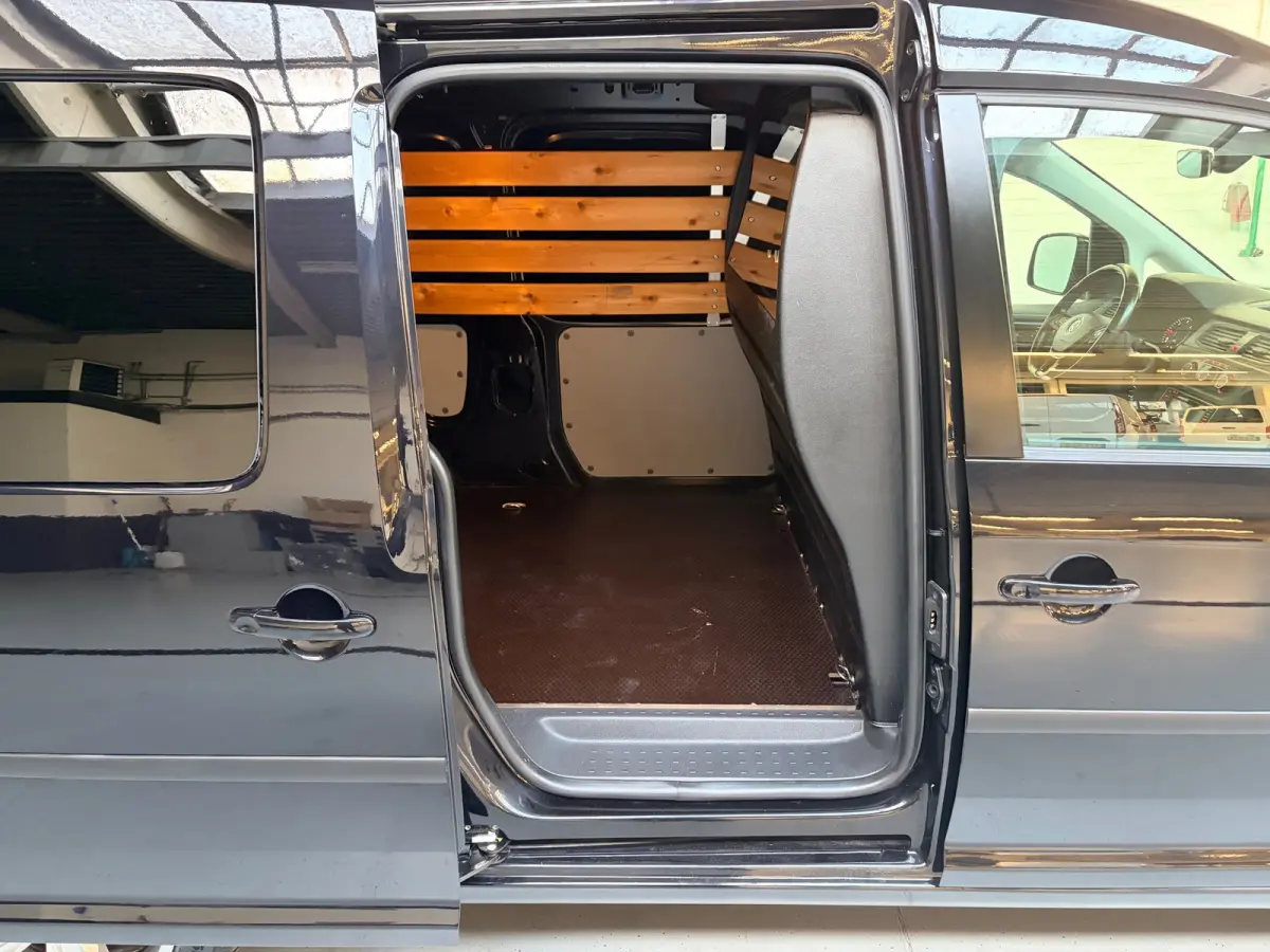 DSG Automaat 2.0 TDI 102PK euro6 L2H1 BMT Maxi Highline, Airco, CruiseControl, Navigatie, RIJKLAARPRIJS!
