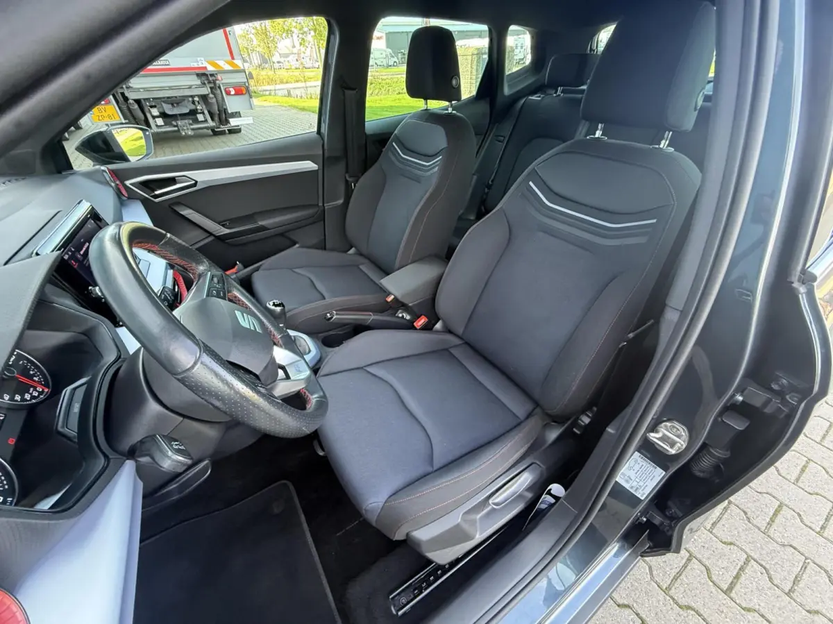 1.0 TSI FR Business Intense LMV,CLIMA