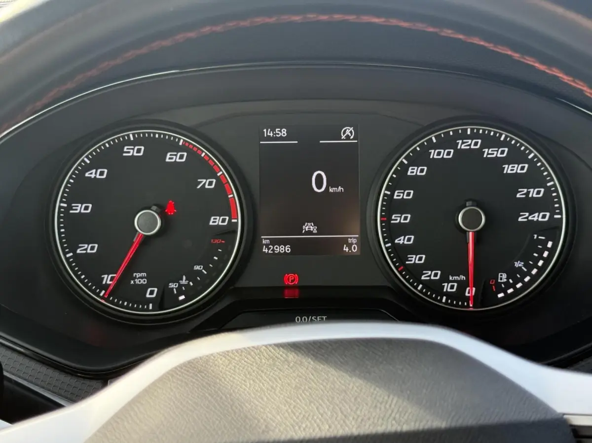 1.0 TSI FR Business Intense LMV,CLIMA
