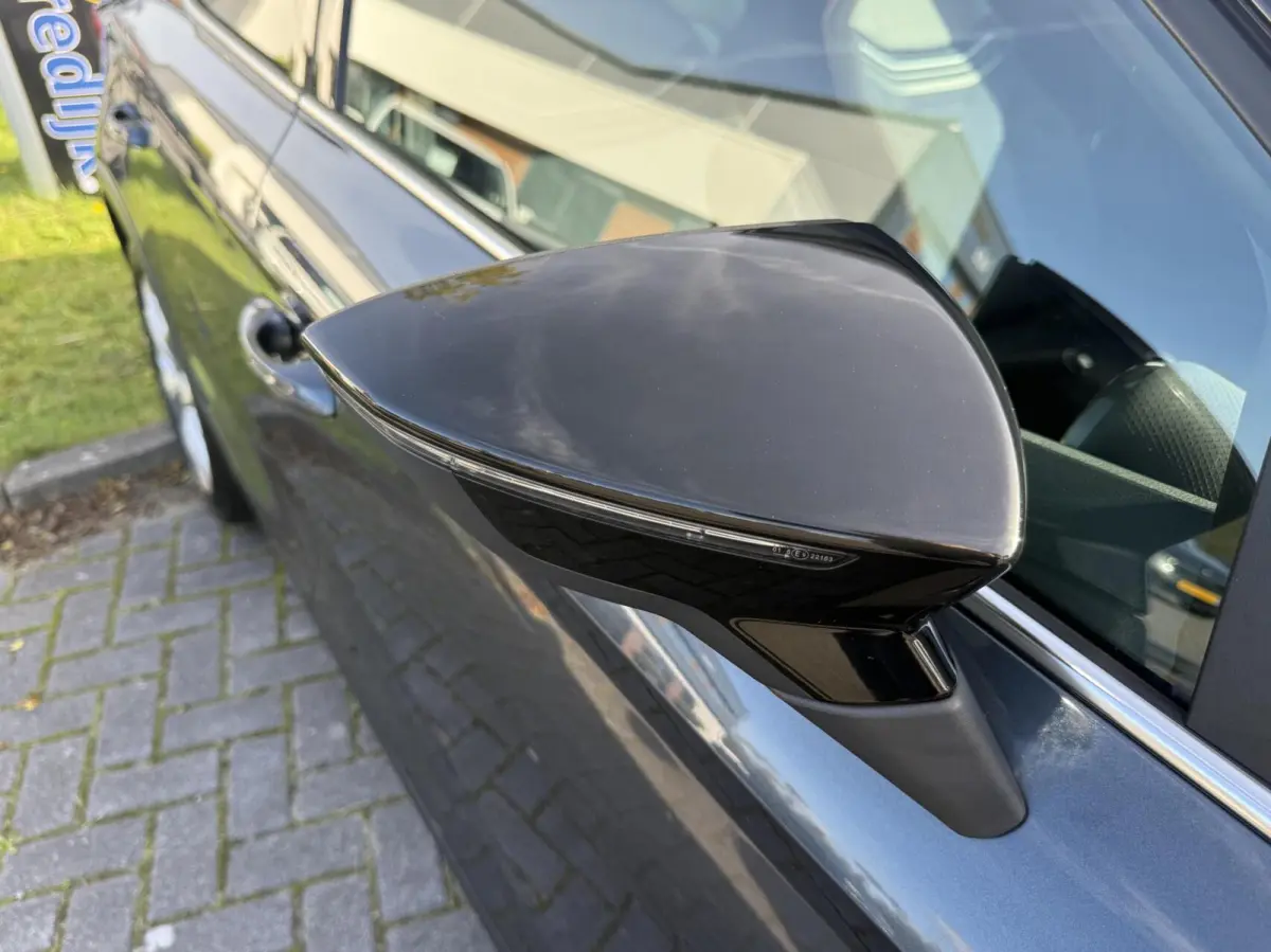 1.0 TSI FR Business Intense LMV,CLIMA