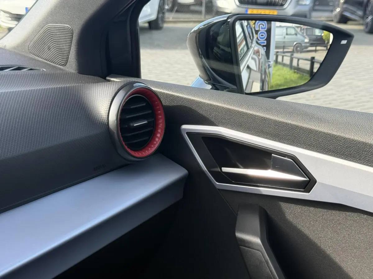1.0 TSI FR Business Intense LMV,CLIMA