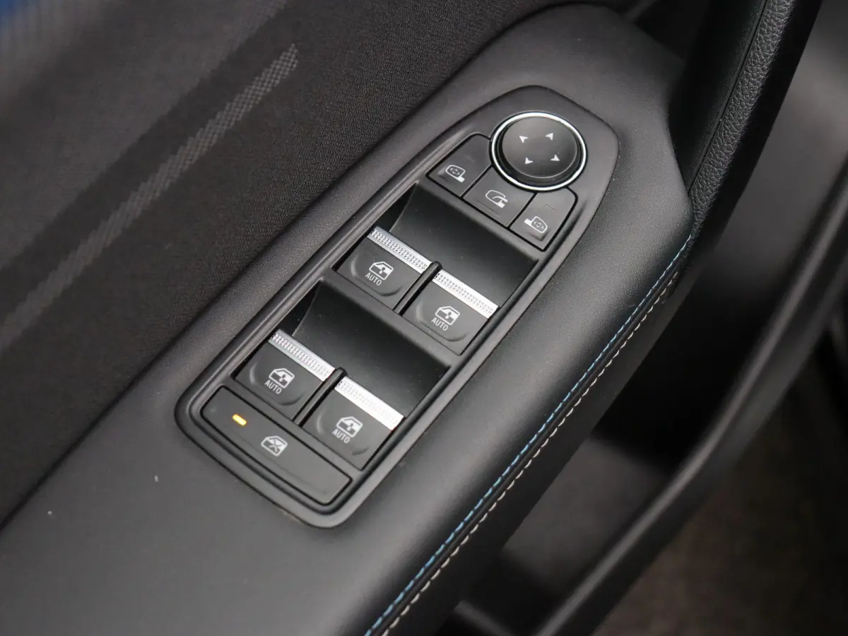 E-Tech full hybrid 145pk esprit Alpine | 19" LMV | Stuurverwarming | Adaptive cruise control | Apple carplay |