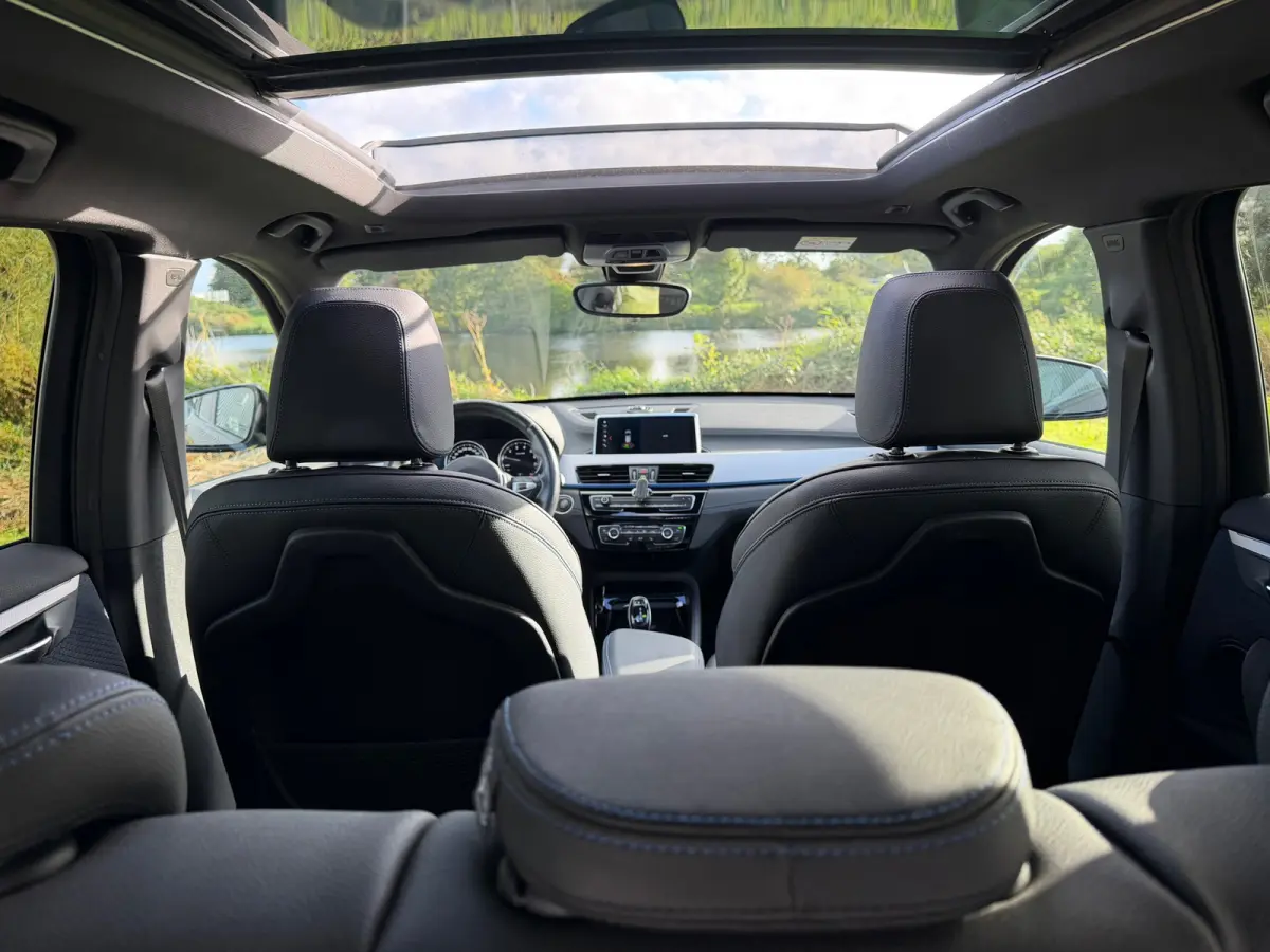 SDrive18i Executive Edition Automaat - Black Sapphire - Panorama/Camera/Stoelverwarming
