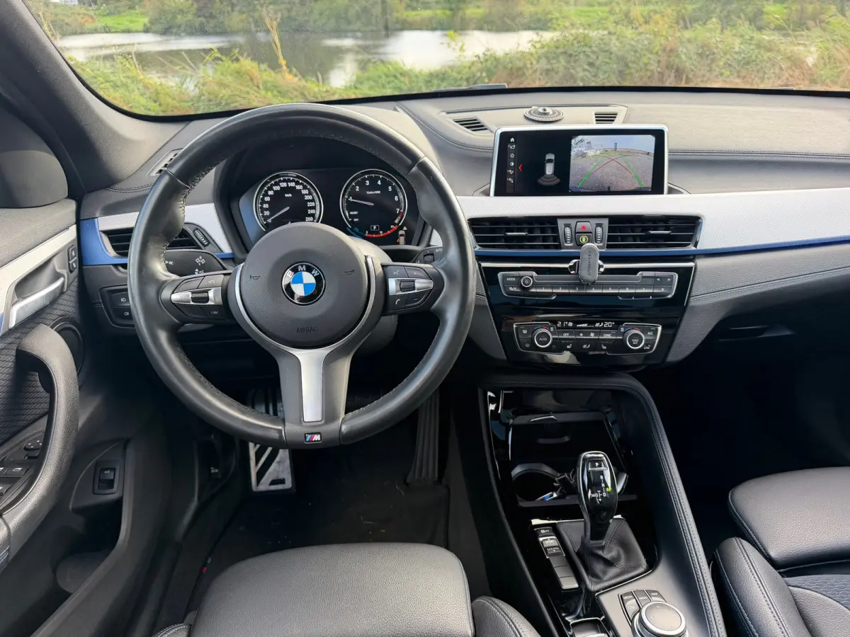SDrive18i Executive Edition Automaat - Black Sapphire - Panorama/Camera/Stoelverwarming