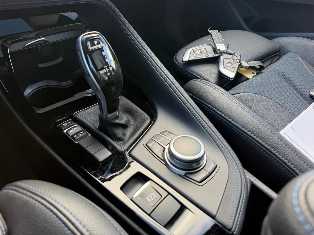 SDrive18i Executive Edition Automaat - Black Sapphire - Panorama/Camera/Stoelverwarming