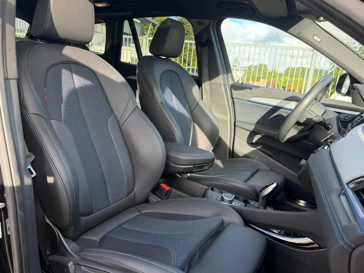 SDrive18i Executive Edition Automaat - Black Sapphire - Panorama/Camera/Stoelverwarming