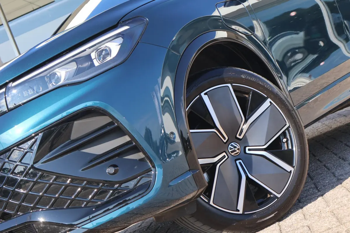 1.5 eHybrid 272pk R-Line | SoH 99% | Trekhaak | Panoramadak | 360 Camera | Head-up | Harman Kardon Sound