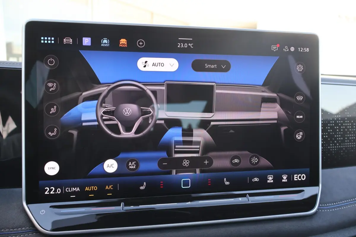 1.5 eHybrid 272pk R-Line | SoH 99% | Trekhaak | Panoramadak | 360 Camera | Head-up | Harman Kardon Sound