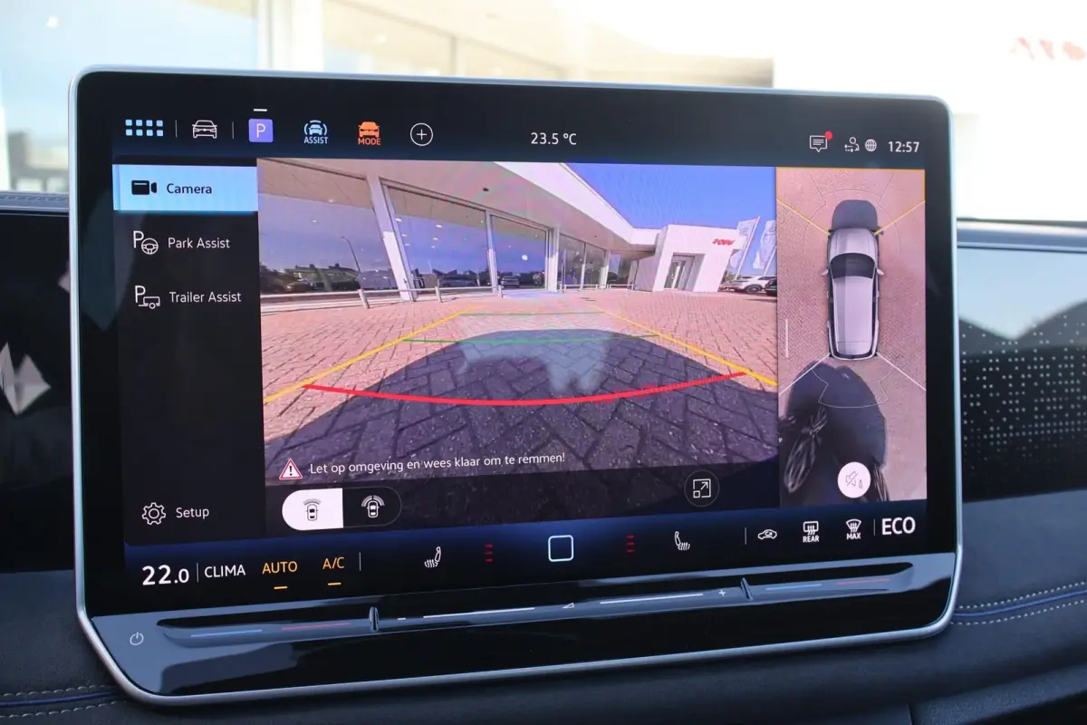 1.5 eHybrid 272pk R-Line | SoH 99% | Trekhaak | Panoramadak | 360 Camera | Head-up | Harman Kardon Sound