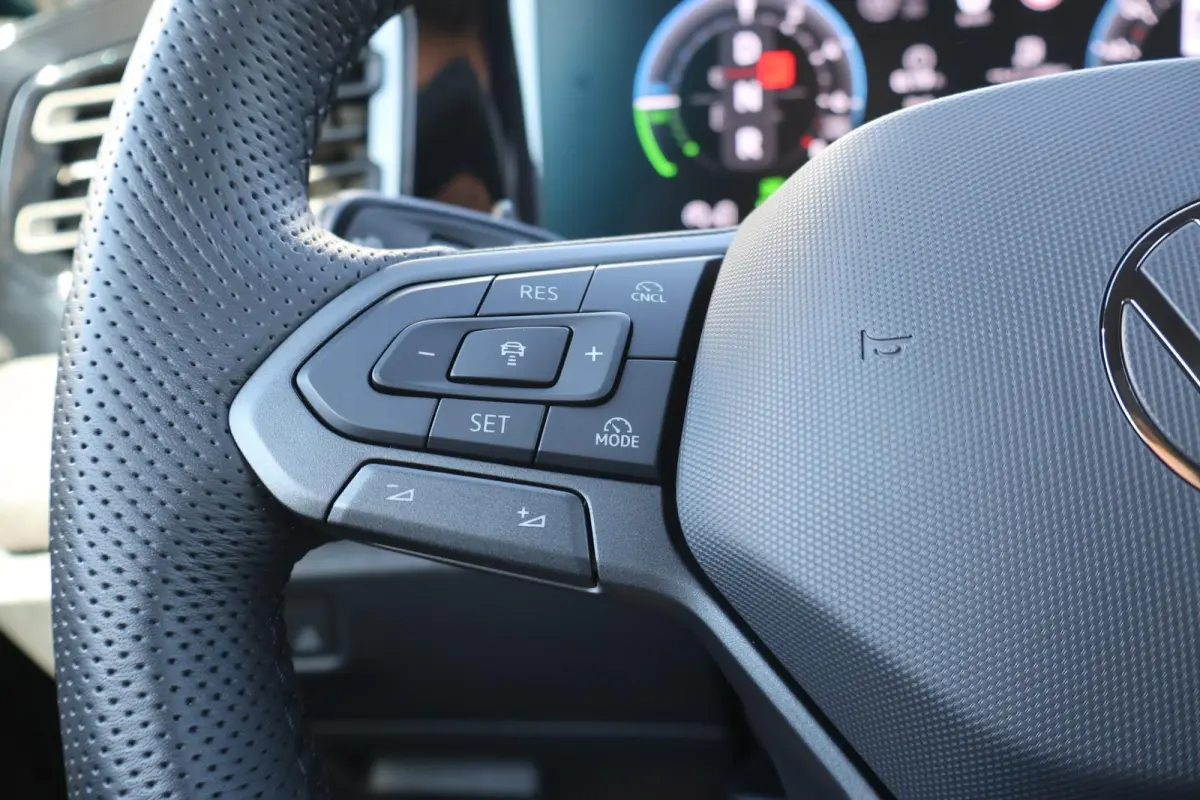 1.5 eHybrid 272pk R-Line | SoH 99% | Trekhaak | Panoramadak | 360 Camera | Head-up | Harman Kardon Sound