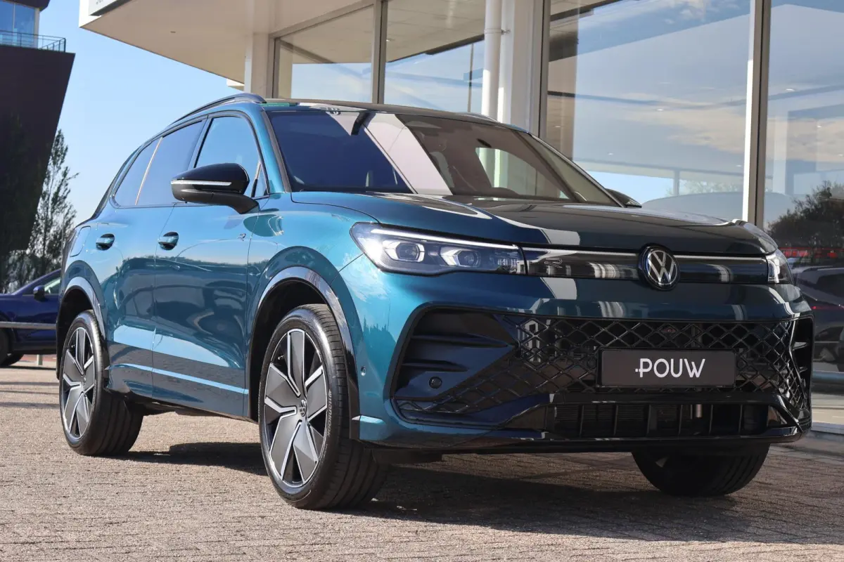 1.5 eHybrid 272pk R-Line | SoH 99% | Trekhaak | Panoramadak | 360 Camera | Head-up | Harman Kardon Sound