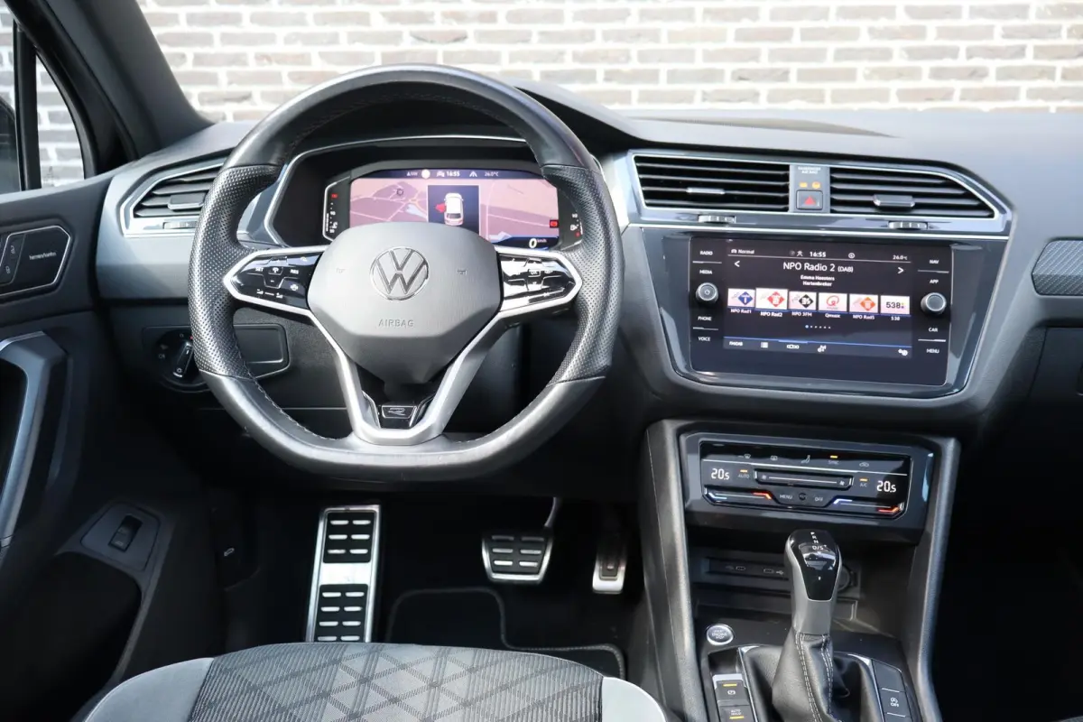 1.5 TSI 150pk DSG R-Line Business+ | Panoramadak | Trekhaak Wegklapbaar | Harman Kardon