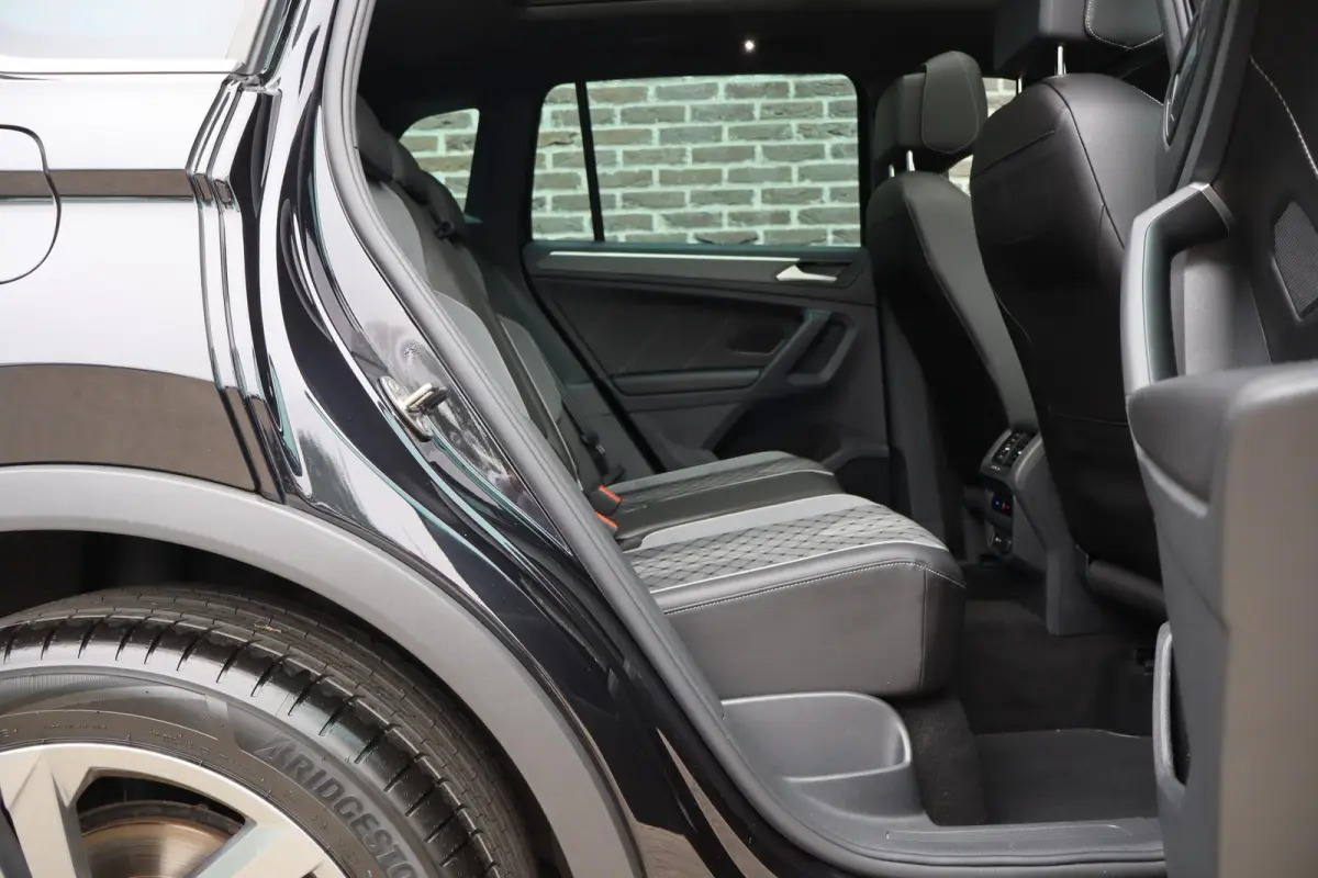 1.5 TSI 150pk DSG R-Line Business+ | Panoramadak | Trekhaak Wegklapbaar | Harman Kardon