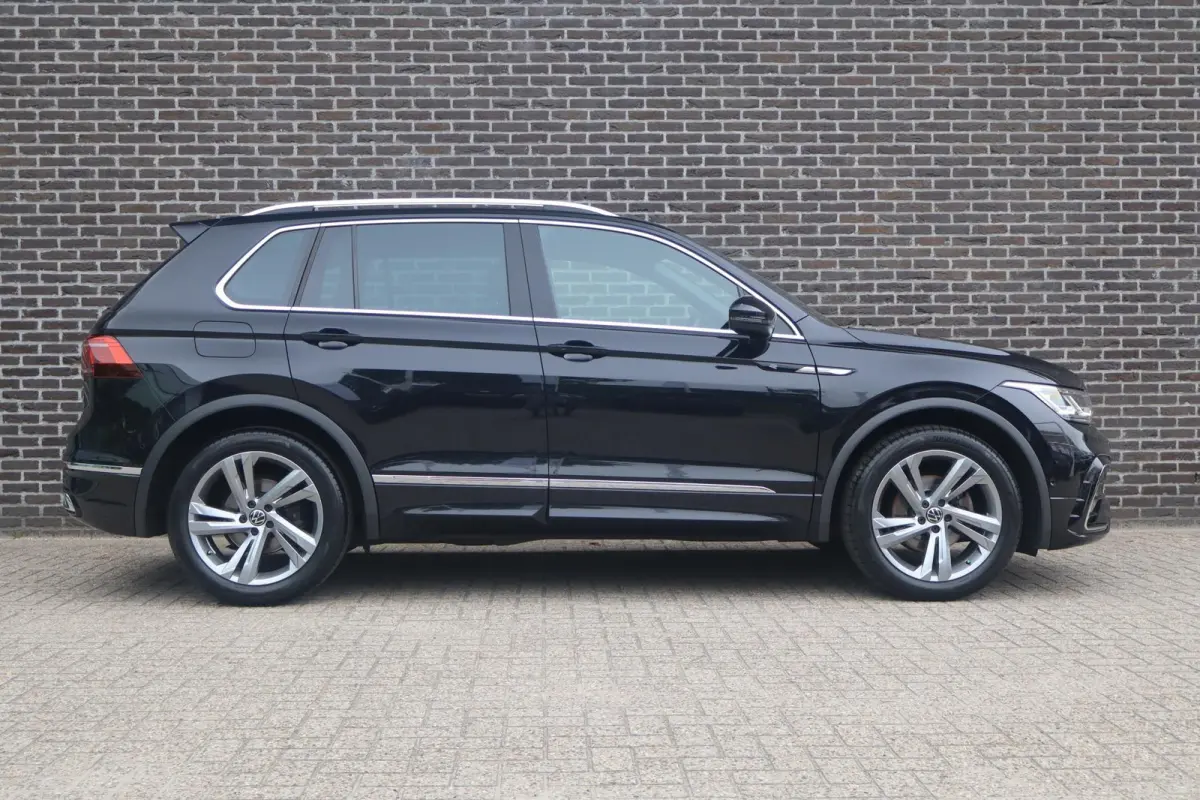 1.5 TSI 150pk DSG R-Line Business+ | Panoramadak | Trekhaak Wegklapbaar | Harman Kardon