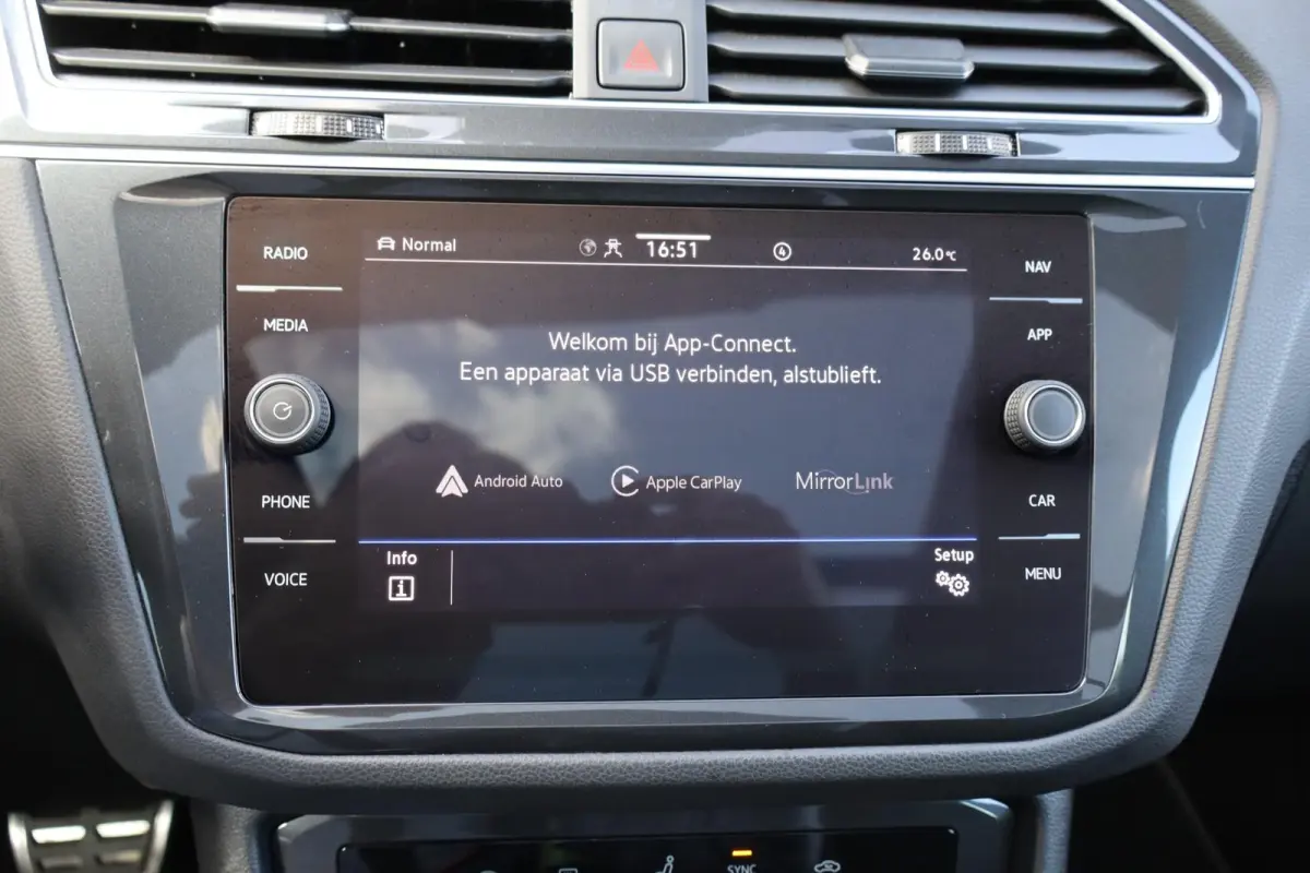 1.5 TSI 150pk DSG R-Line Business+ | Panoramadak | Trekhaak Wegklapbaar | Harman Kardon