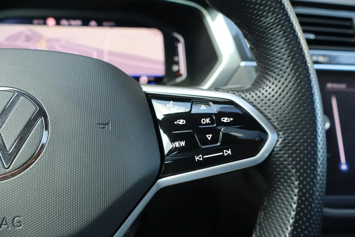 1.5 TSI 150pk DSG R-Line Business+ | Panoramadak | Trekhaak Wegklapbaar | Harman Kardon