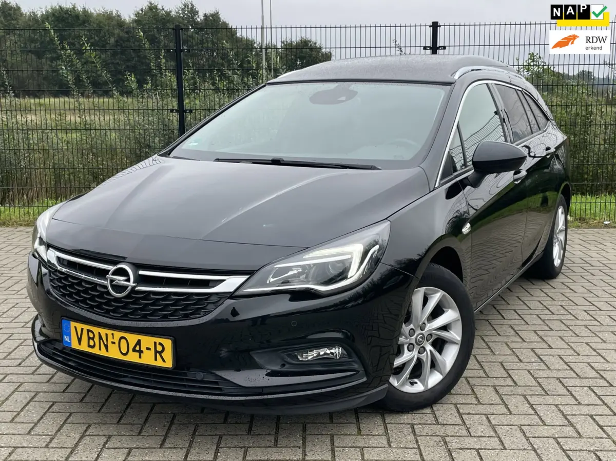 TOURER+ | Grijs Kenteken | Carplay | PDC | Trekhaak | 1ste eigenaar |