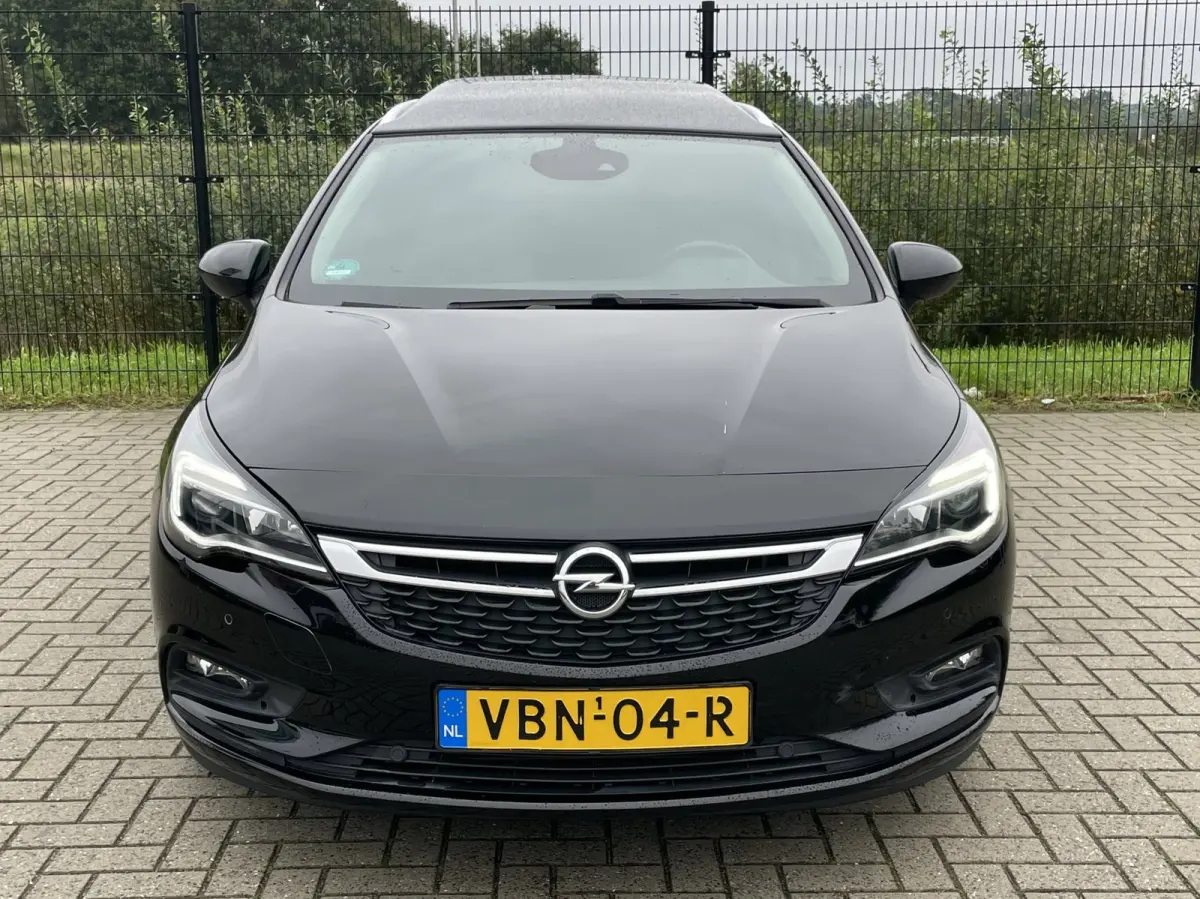TOURER+ | Grijs Kenteken | Carplay | PDC | Trekhaak | 1ste eigenaar |