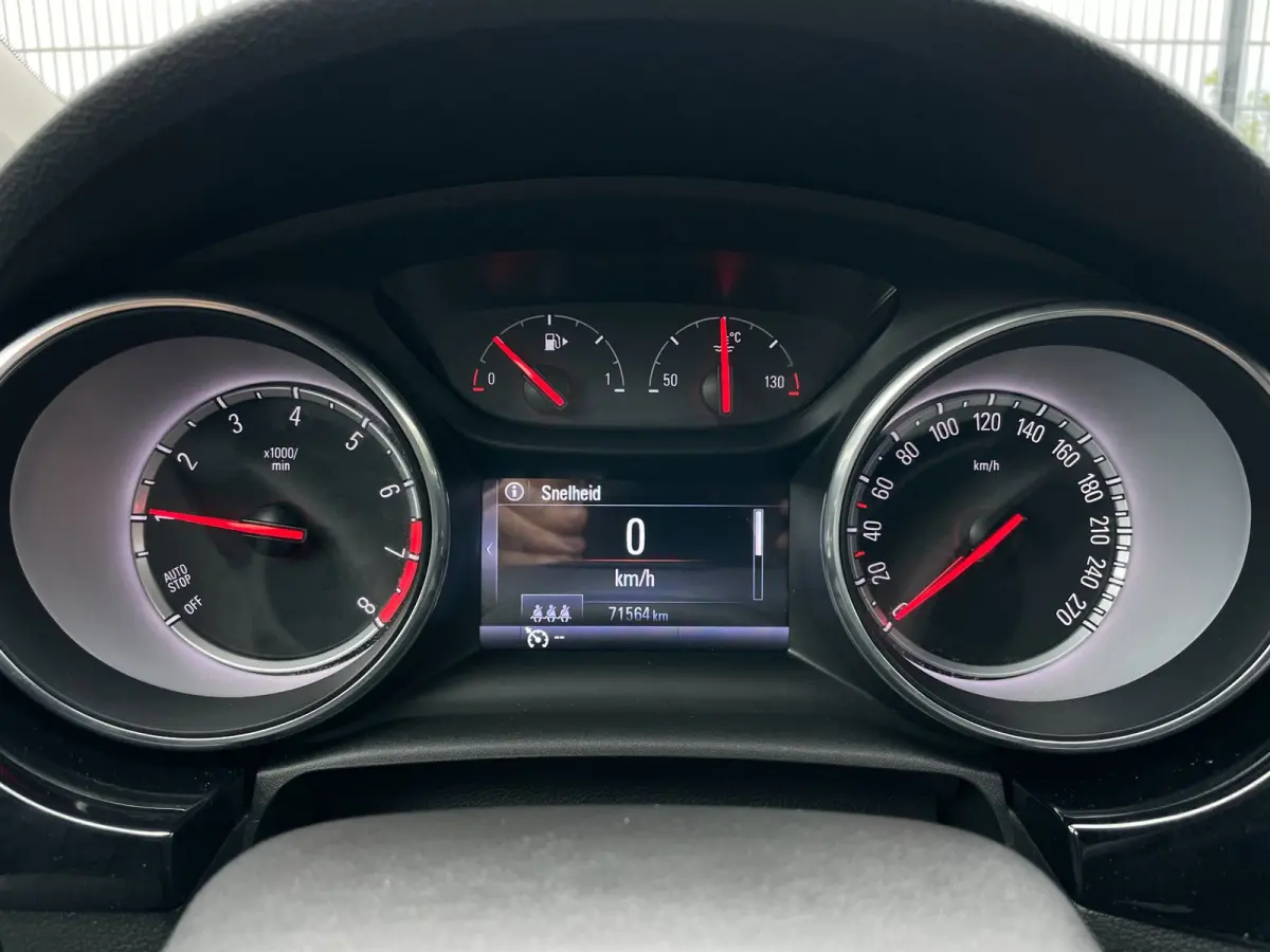 TOURER+ | Grijs Kenteken | Carplay | PDC | Trekhaak | 1ste eigenaar |