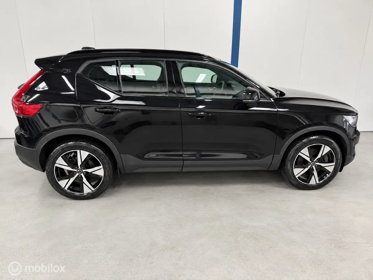 1.5 T5 Plug-in hybrid Plus Dark TREKHAAK
