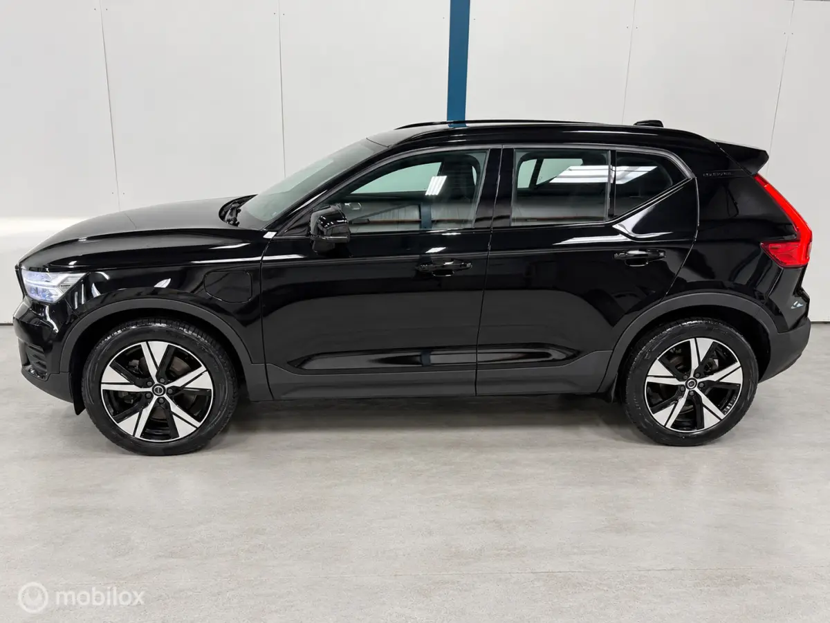 1.5 T5 Plug-in hybrid Plus Dark TREKHAAK