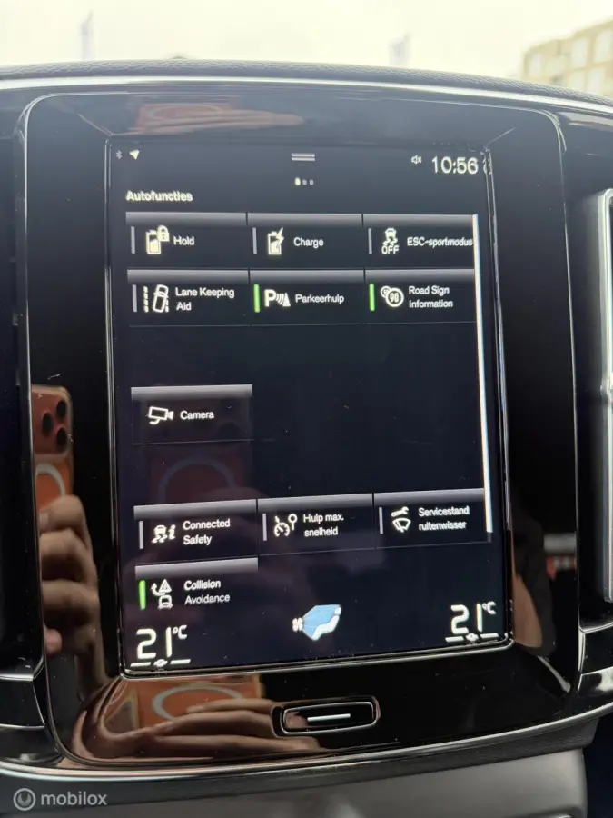 1.5 T5 Plug-in hybrid Plus Dark TREKHAAK