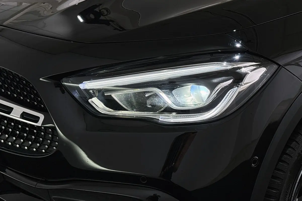 180 Business Solution AMG Widescreen Sfeerverlichting Stoelverwarming Camera