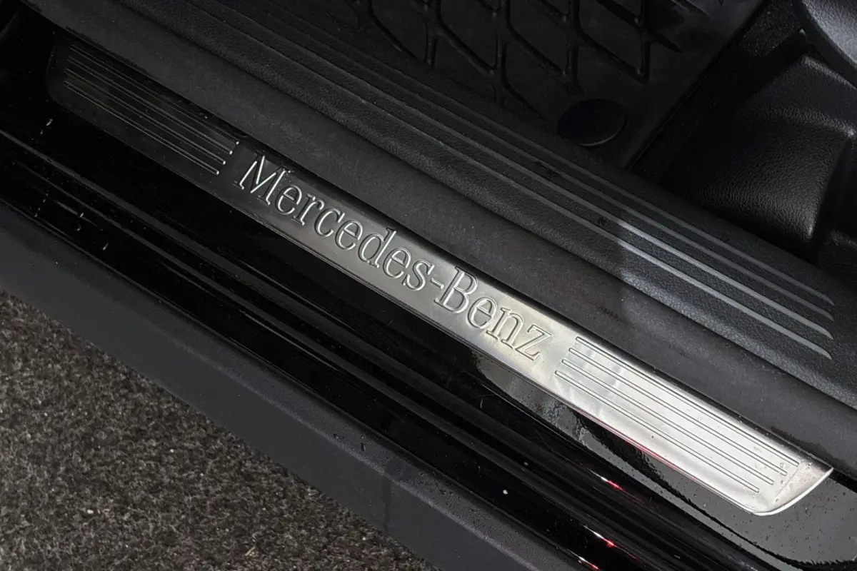 180 Business Solution AMG Widescreen Sfeerverlichting Stoelverwarming Camera