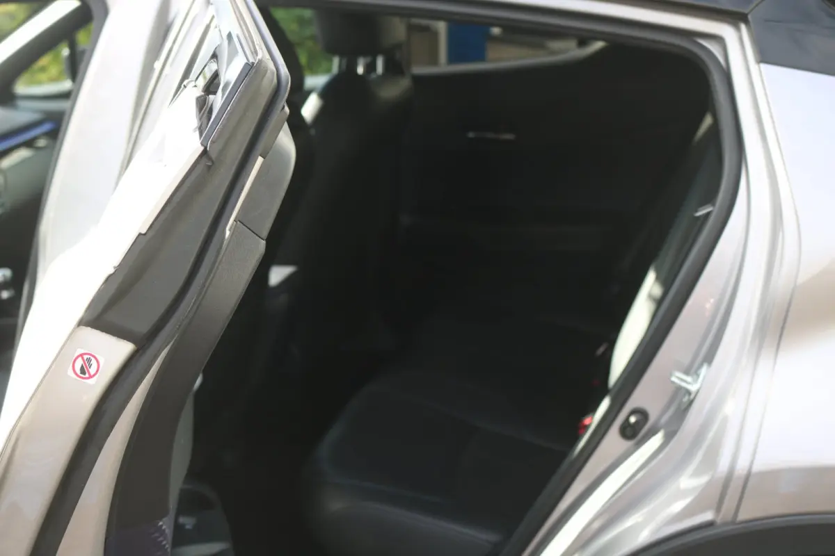 1.8 Hybrid Bi-Tone Plus
