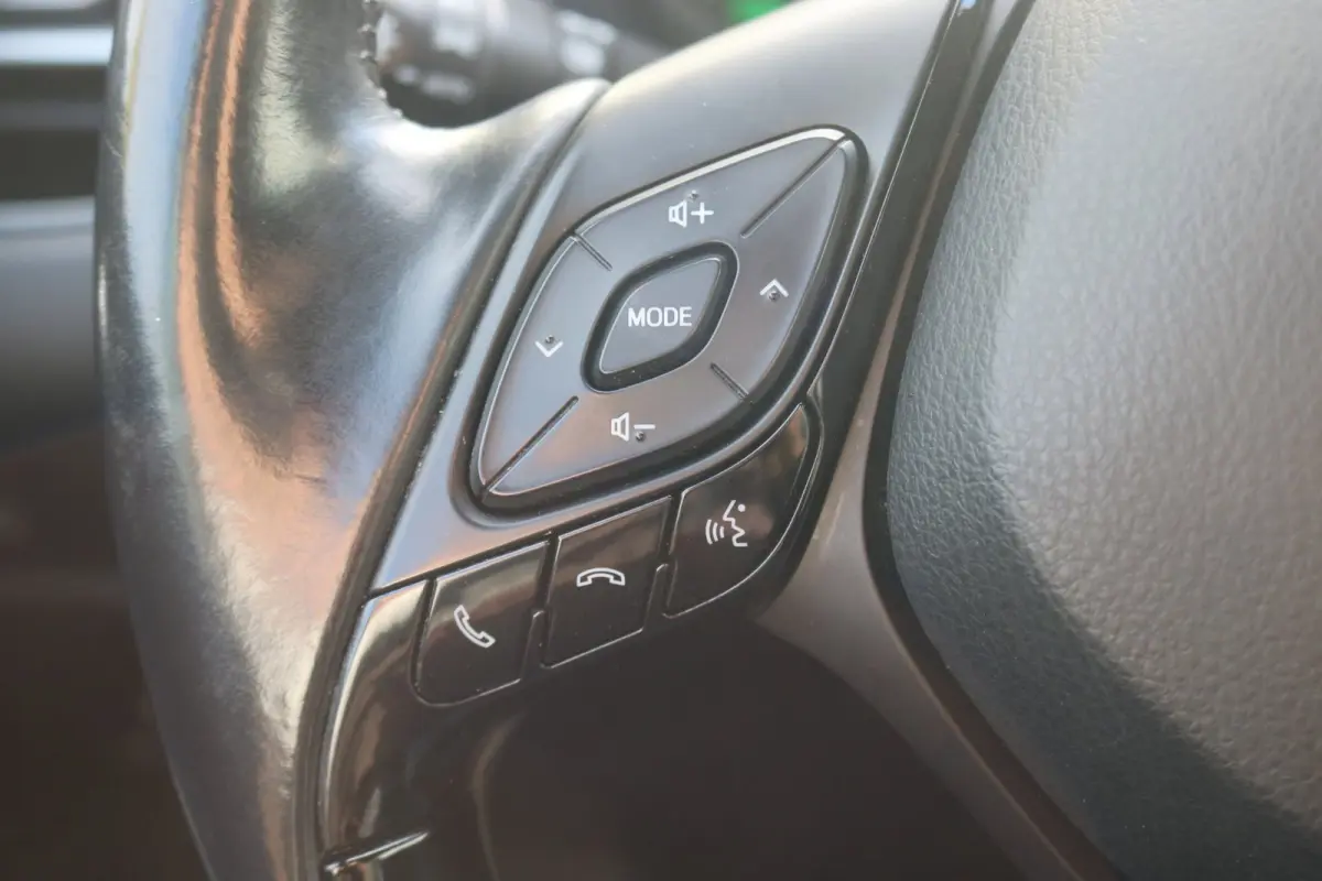 1.8 Hybrid Bi-Tone Plus